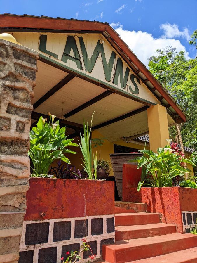 Lawns Hotel Lushoto Bagian luar foto